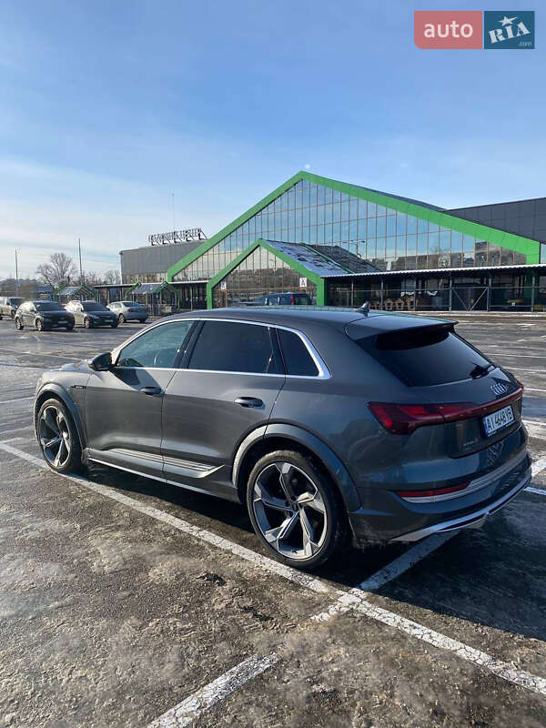 Внедорожник / Кроссовер Audi e-tron S 2021 в Киеве фото 5 Внедорожник / Кроссовер Audi e-tron S 2021 в Киеве