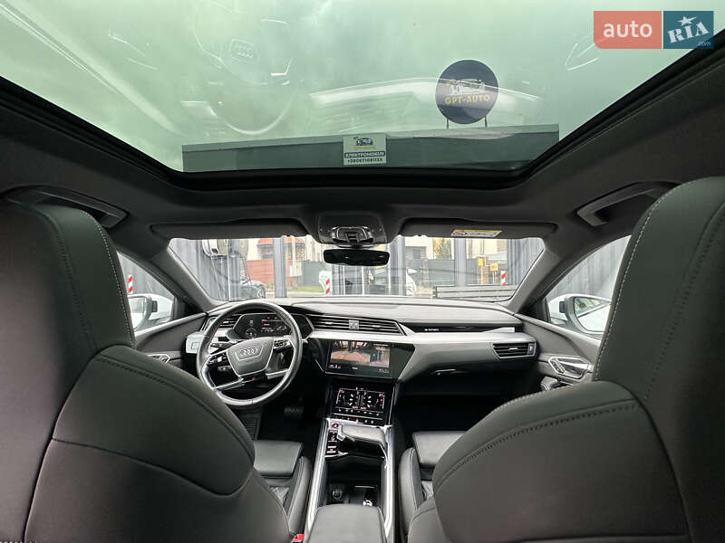 Внедорожник / Кроссовер Audi e-tron S 2021 в Киеве фото 13 Внедорожник / Кроссовер Audi e-tron S 2021 в Киеве