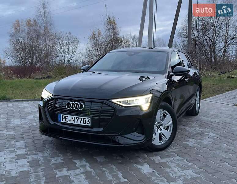 Внедорожник / Кроссовер Audi e-tron S 2021 в Львове