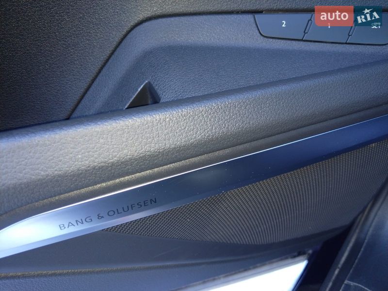 Внедорожник / Кроссовер Audi e-tron S 2022 в Киеве