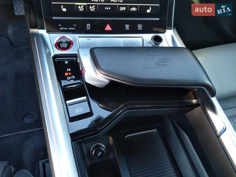Внедорожник / Кроссовер Audi e-tron S 2022 в Киеве