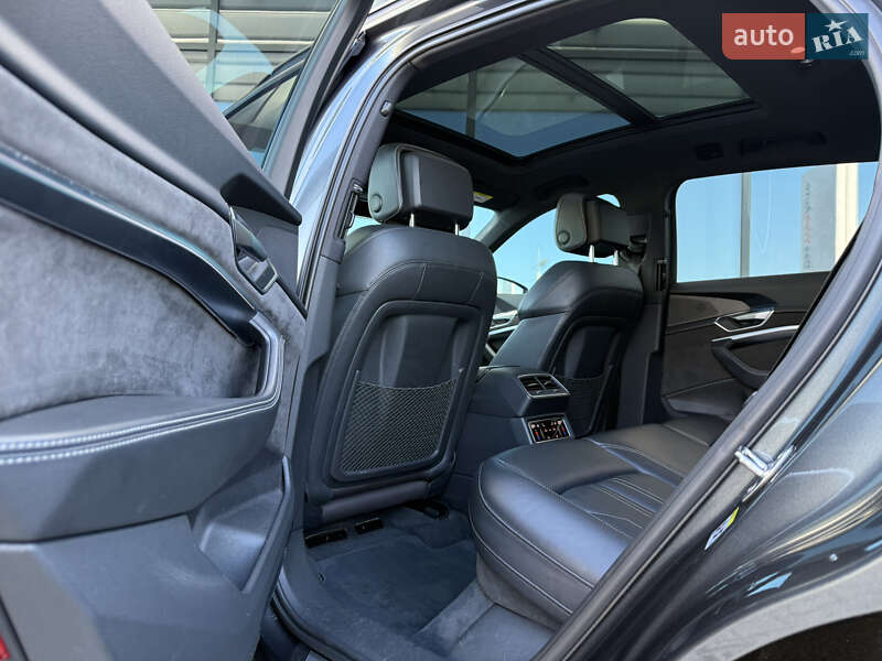 Внедорожник / Кроссовер Audi e-tron S 2020 в Хмельницком