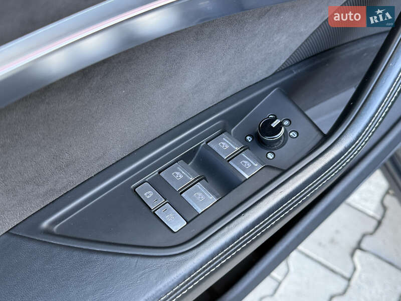 Внедорожник / Кроссовер Audi e-tron S 2020 в Хмельницком