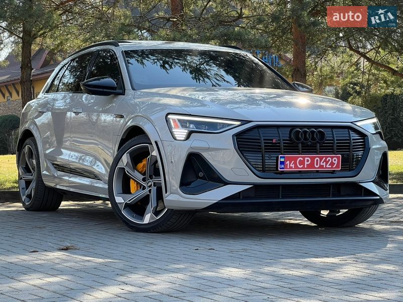 Внедорожник / Кроссовер Audi e-tron S 2022 в Ужгороде