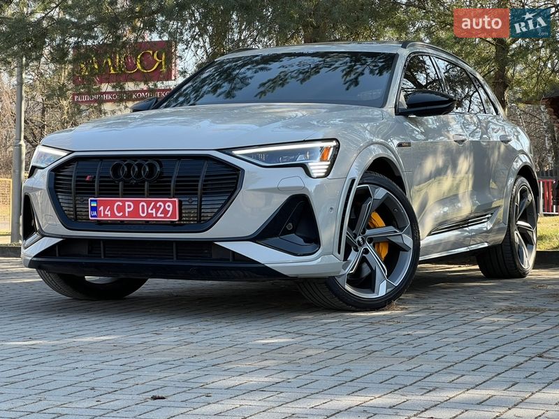 Внедорожник / Кроссовер Audi e-tron S 2022 в Ужгороде