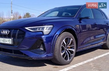 Внедорожник / Кроссовер Audi e-tron S 2022 в Киеве