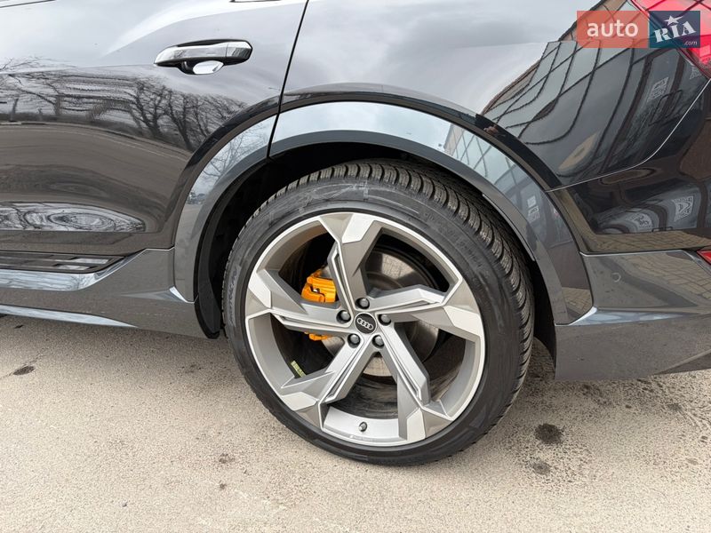 Внедорожник / Кроссовер Audi e-tron S 2021 в Харькове