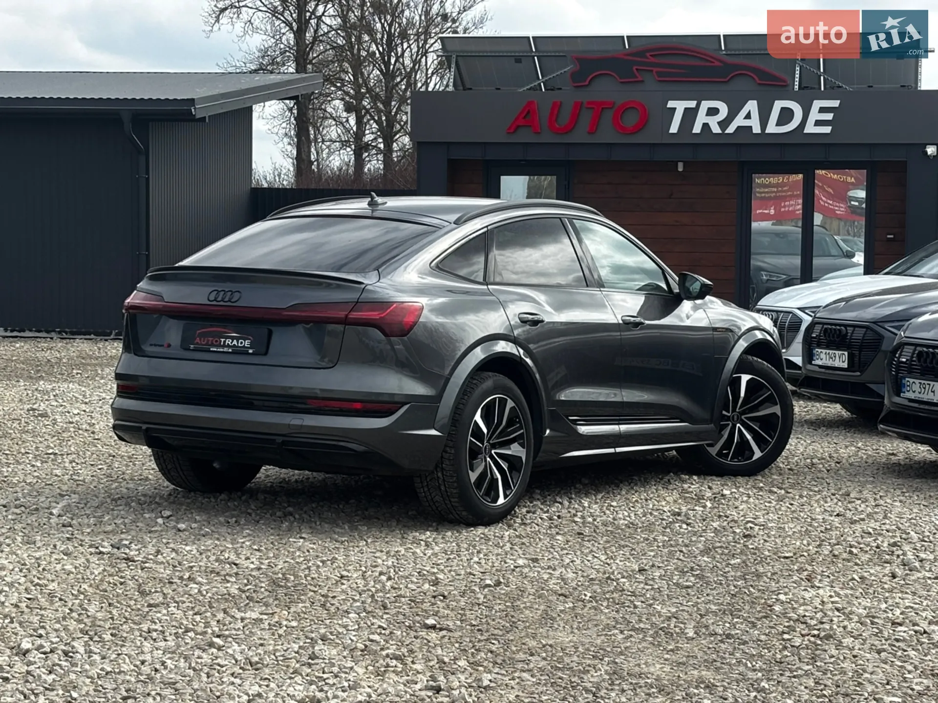 2021 Audi e-tron S - мініатюра 5