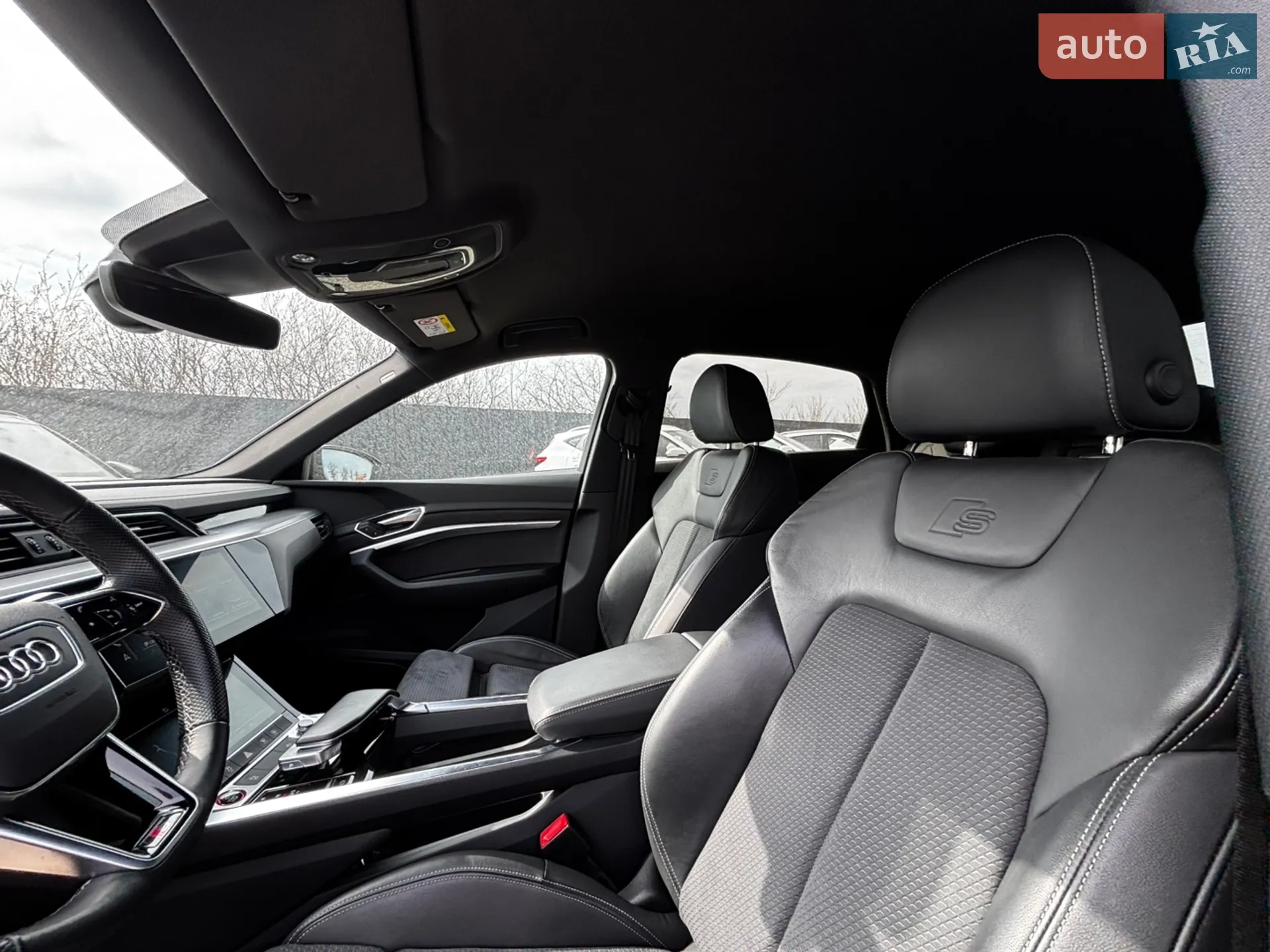2021 Audi e-tron S - мініатюра 15