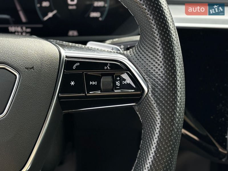 Позашляховик / Кросовер Audi e-tron S 2021 в Львові