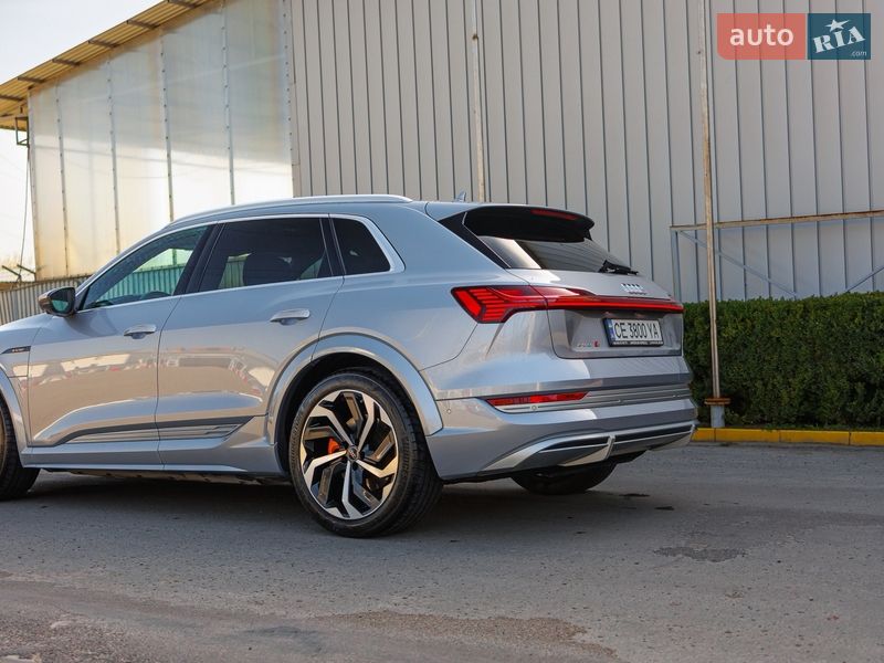 Внедорожник / Кроссовер Audi e-tron S 2022 в Черновцах