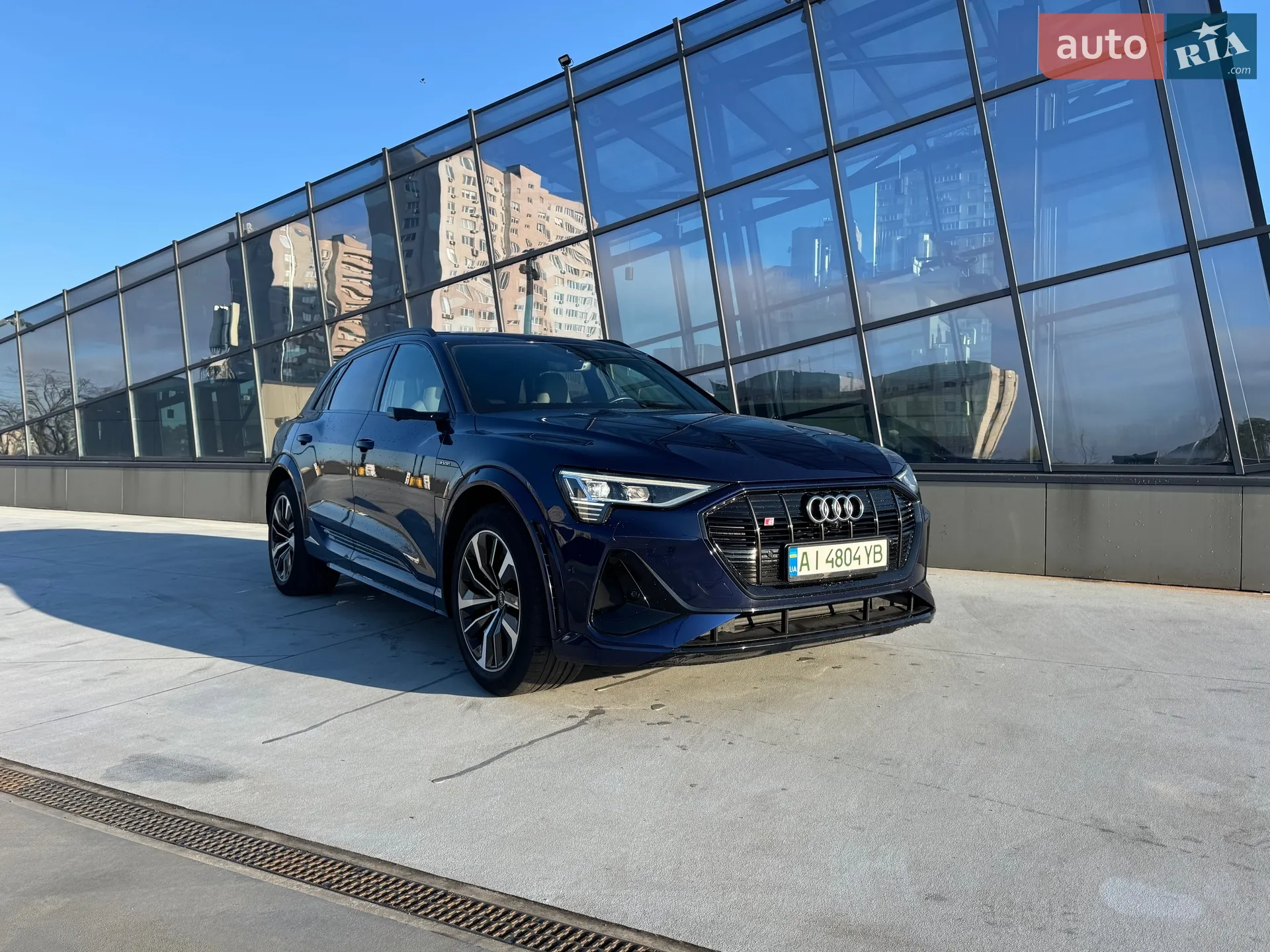 2022 Audi e-tron S - мініатюра 6