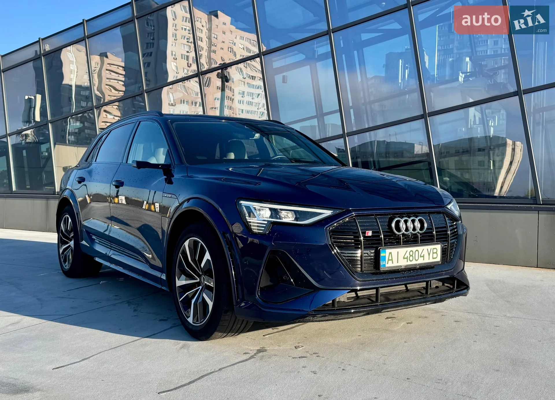 2022 Audi e-tron S - мініатюра 7