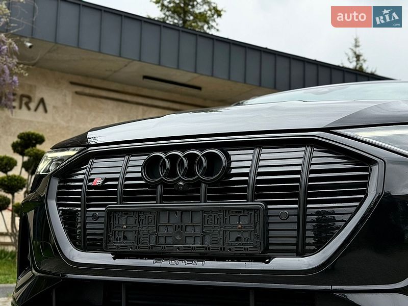 Внедорожник / Кроссовер Audi e-tron S 2022 в Львове фото 7 Внедорожник / Кроссовер Audi e-tron S 2022 в Львове