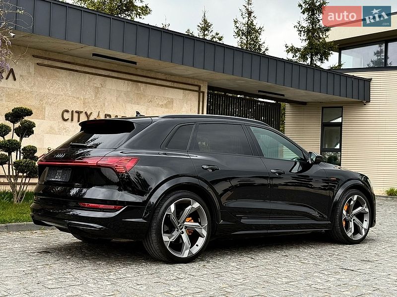 Внедорожник / Кроссовер Audi e-tron S 2022 в Львове фото 23 Внедорожник / Кроссовер Audi e-tron S 2022 в Львове