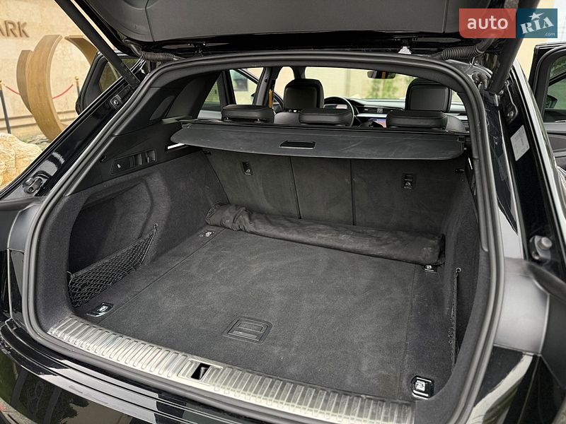 Внедорожник / Кроссовер Audi e-tron S 2022 в Львове фото 65 Внедорожник / Кроссовер Audi e-tron S 2022 в Львове
