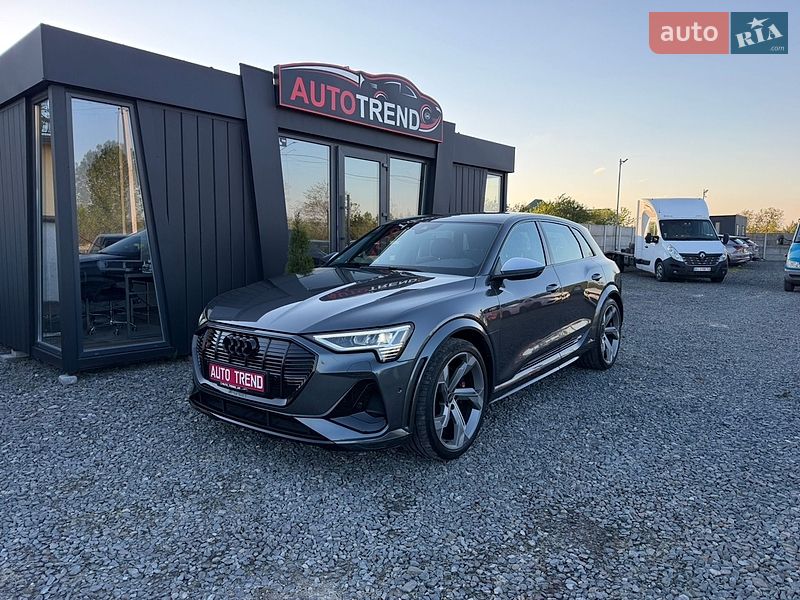 Audi e-tron S 2022