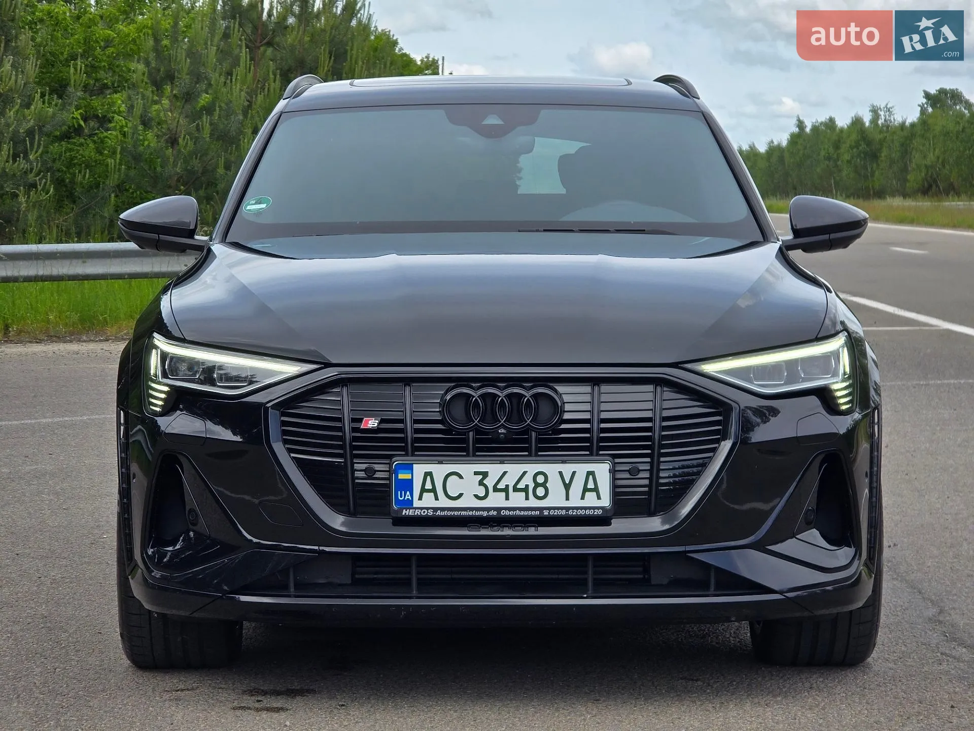 2022 Audi e-tron S - мініатюра 16