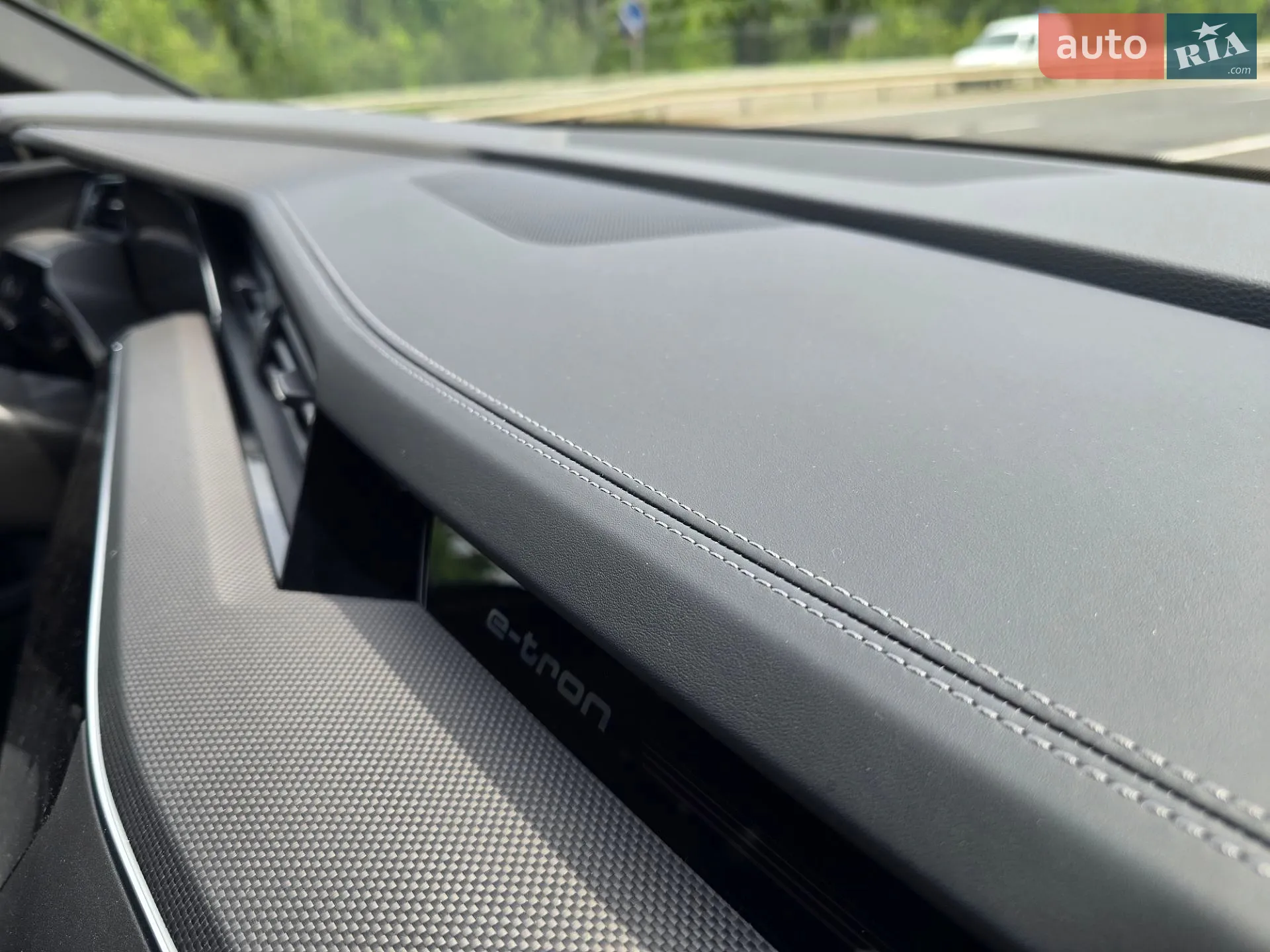 2022 Audi e-tron S - мініатюра 85