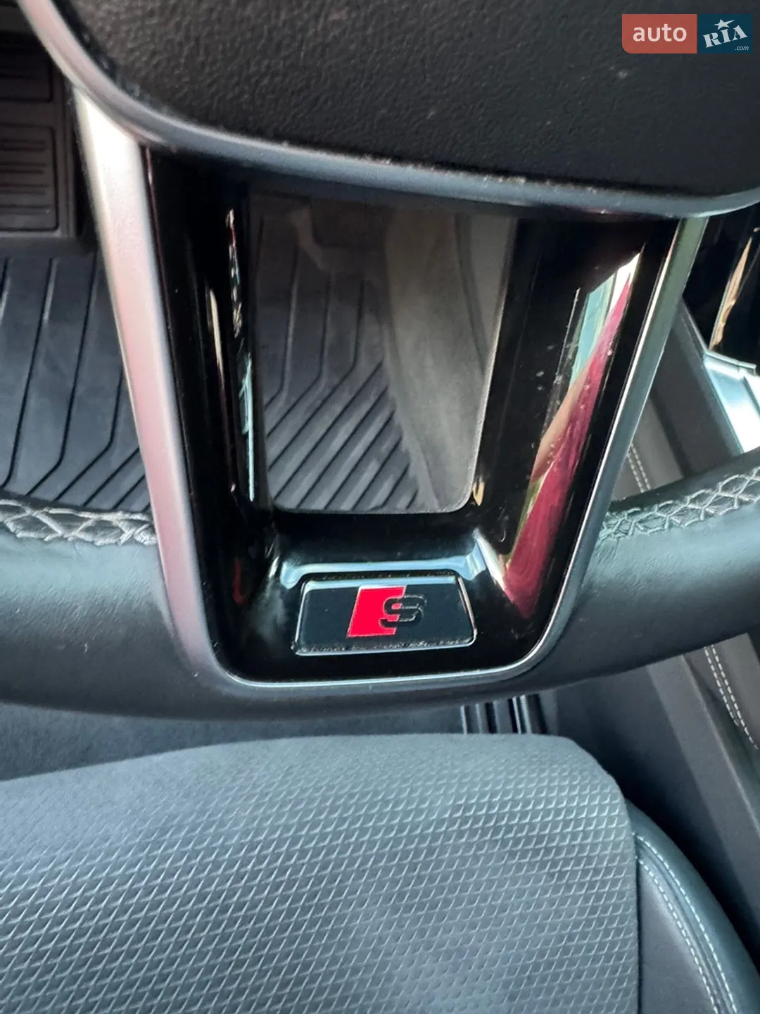 2021 Audi e-tron S - мініатюра 26