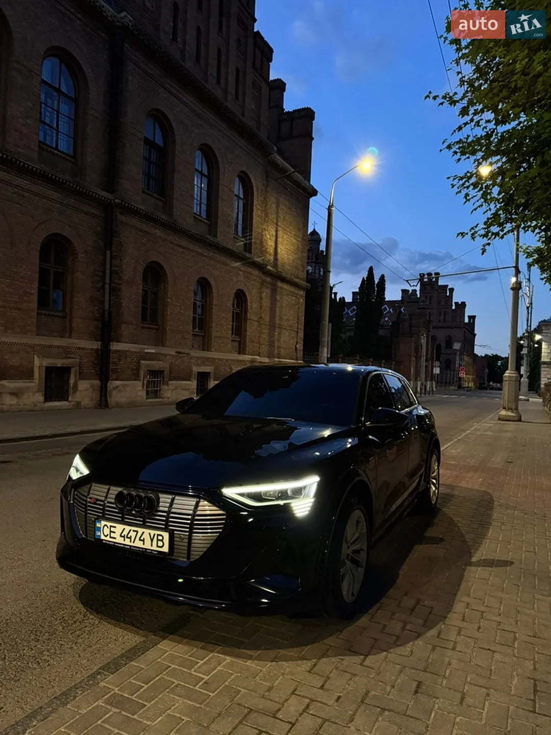 2021 Audi e-tron S - мініатюра 3