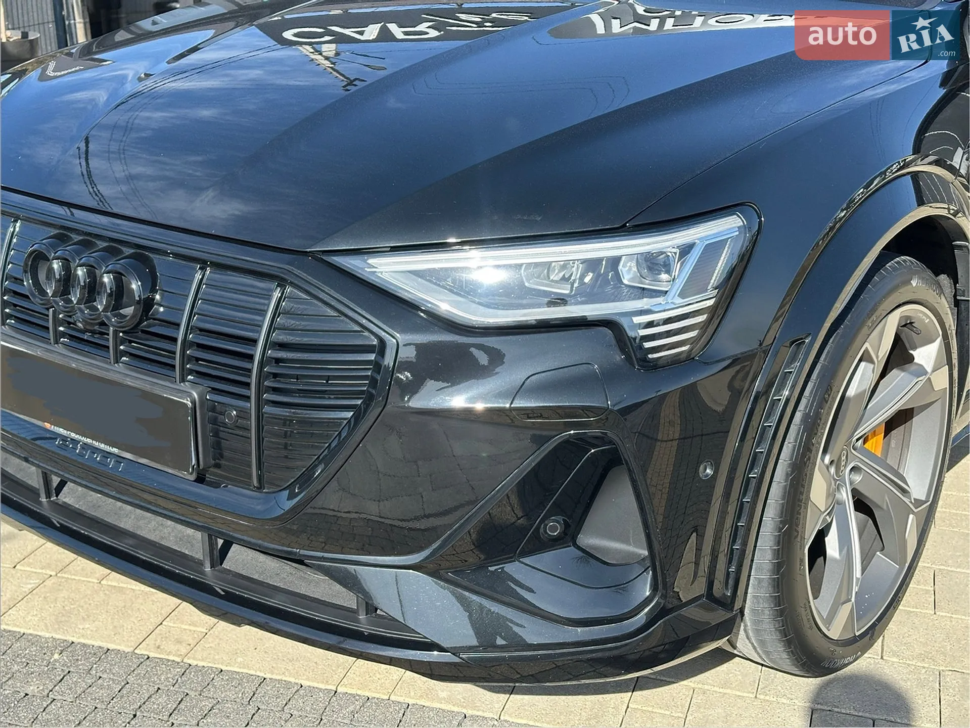 2022 Audi e-tron S - мініатюра 7