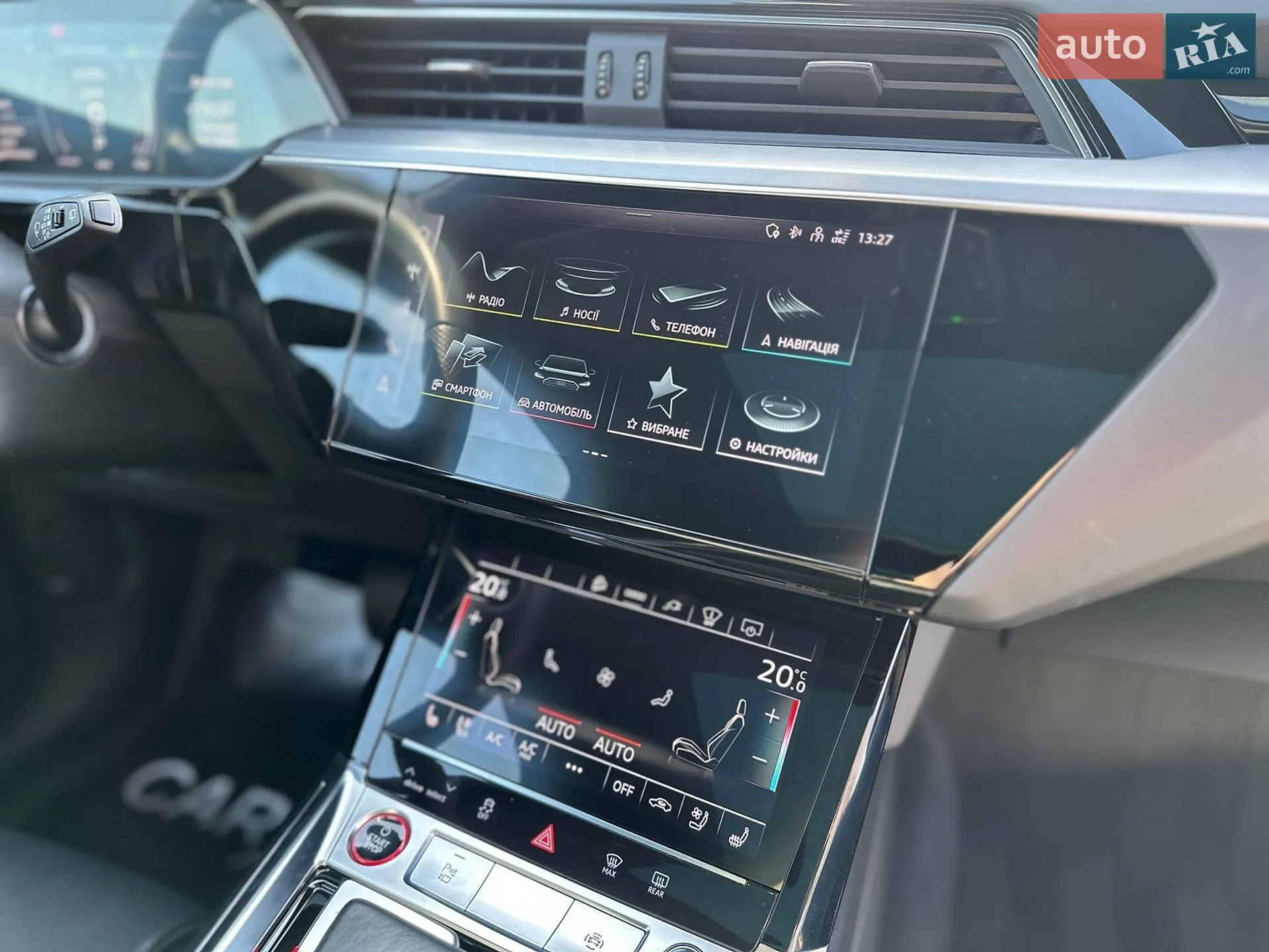 2022 Audi e-tron S - мініатюра 32