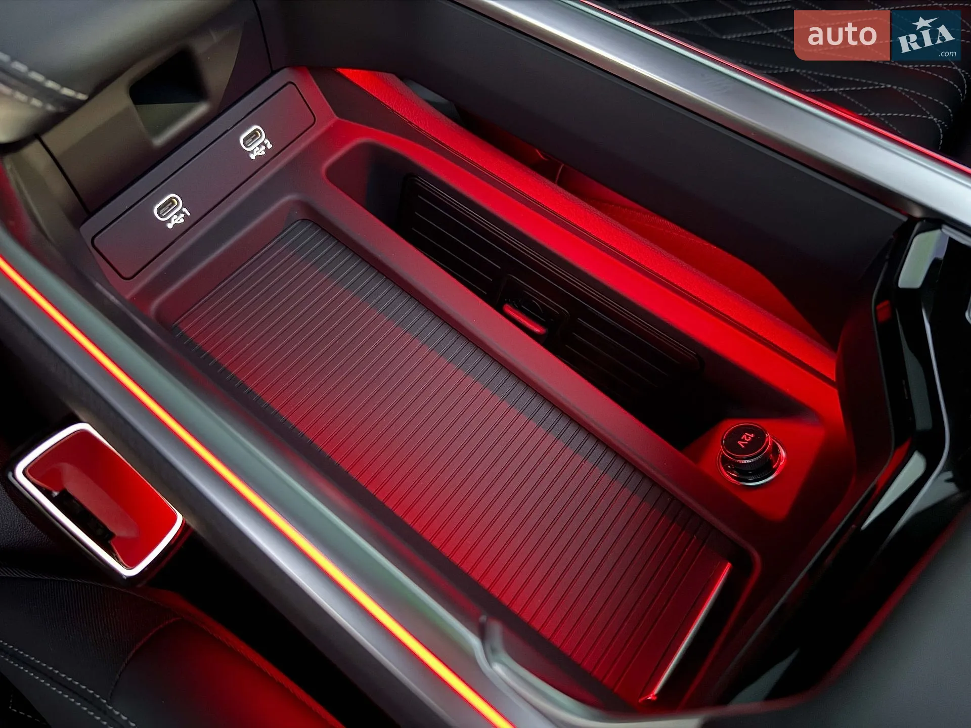 2022 Audi e-tron S - мініатюра 101