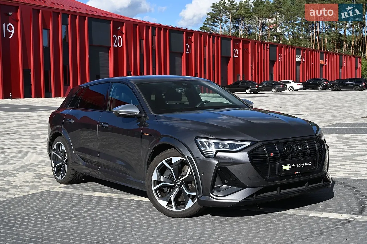 2021 Mercedes-Benz EQC - мініатюра 21