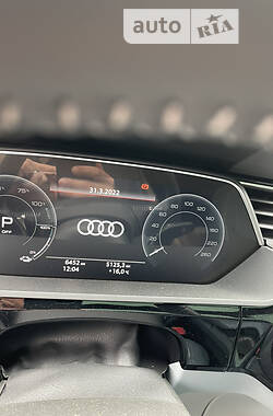 Купе Audi e-tron Sportback 2020 в Тячеве