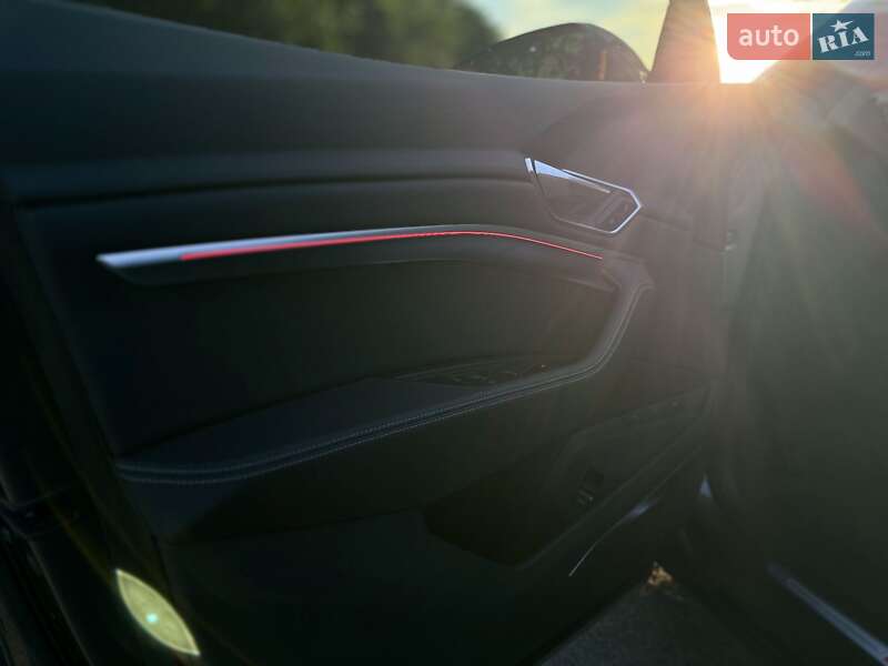 Позашляховик / Кросовер Audi e-tron Sportback 2020 в Львові