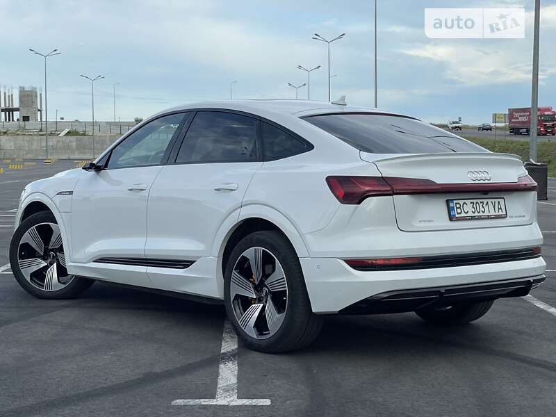 Позашляховик / Кросовер Audi e-tron Sportback 2020 в Львові