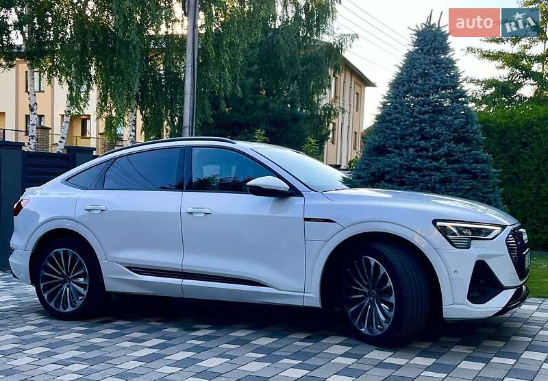 Внедорожник / Кроссовер Audi e-tron Sportback 2020 в Львове