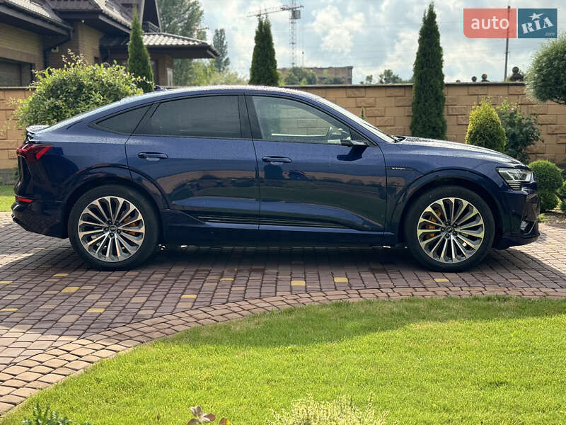 Внедорожник / Кроссовер Audi e-tron Sportback 2021 в Луцке