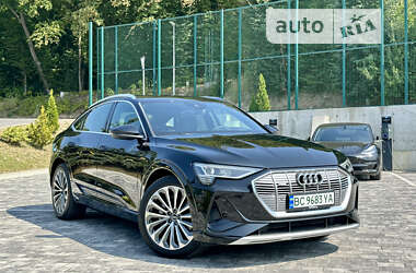 Позашляховик / Кросовер Audi e-tron Sportback 2022 в Львові