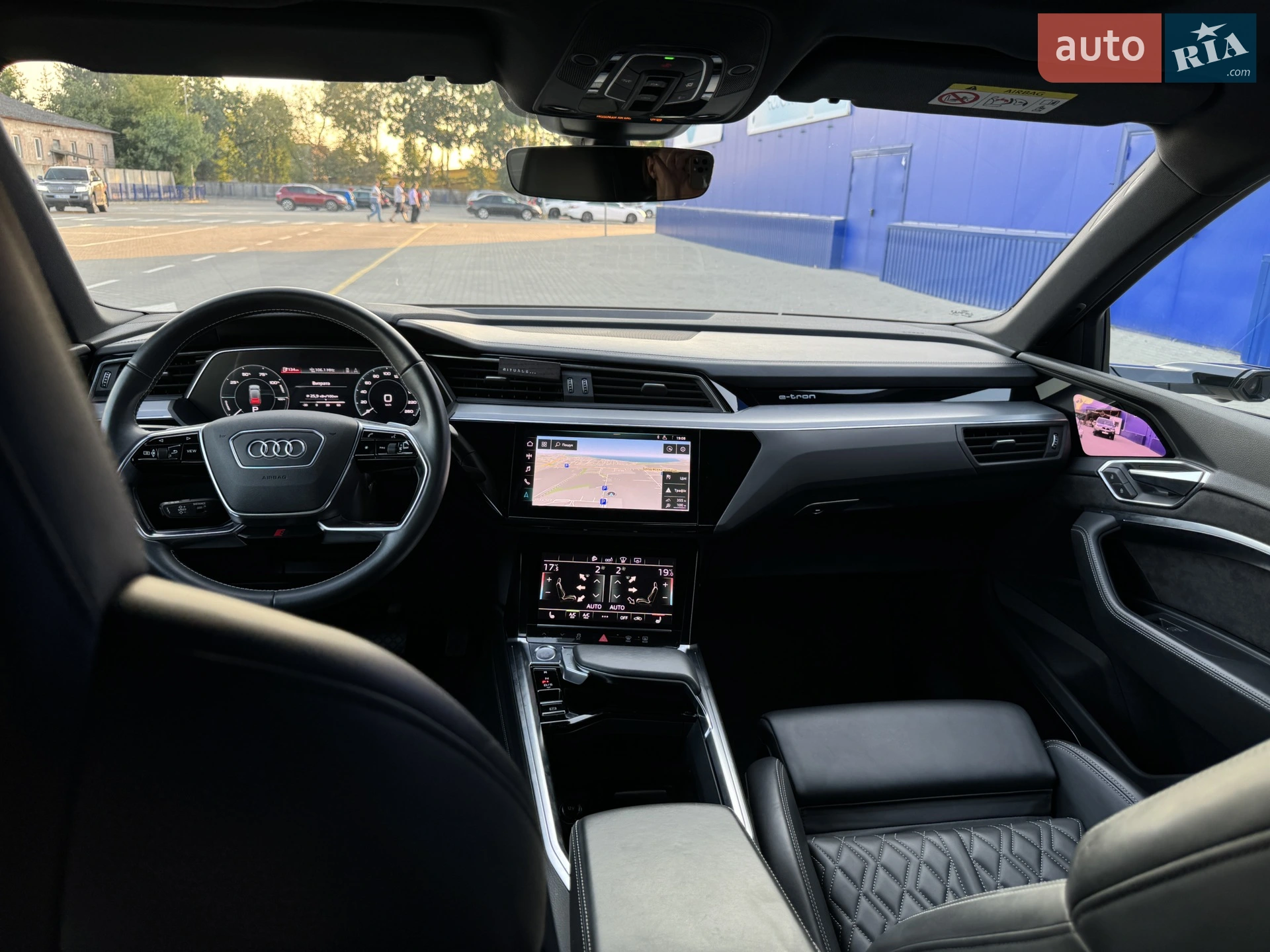 2020 Audi e-tron Sportback - мініатюра 16