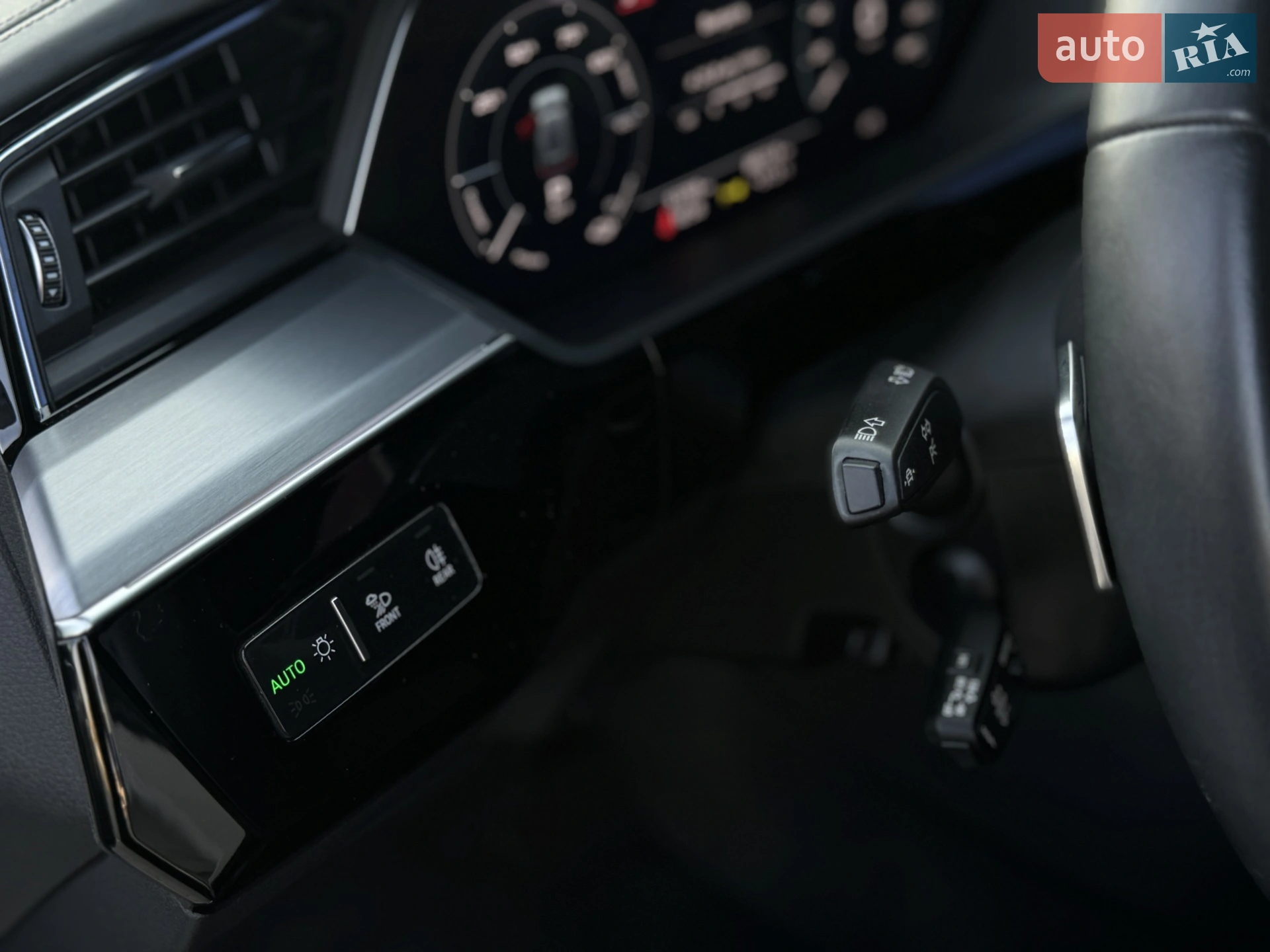 2020 Audi e-tron Sportback - мініатюра 14