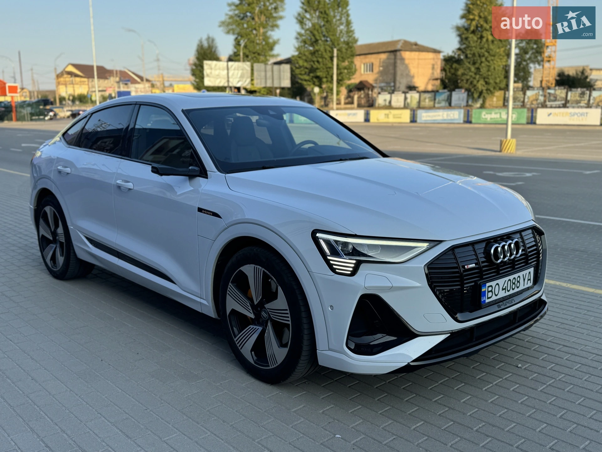 2020 Audi e-tron Sportback - мініатюра 7