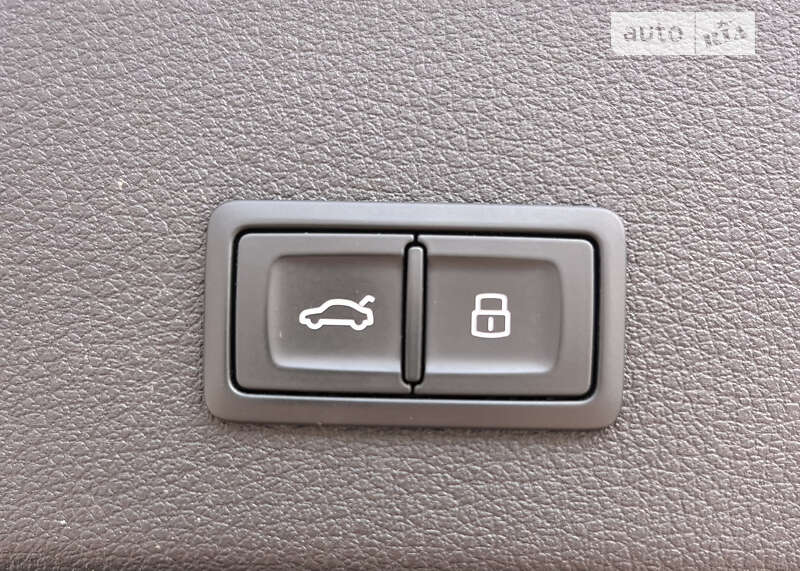 Позашляховик / Кросовер Audi e-tron Sportback 2022 в Львові фото 30 Позашляховик / Кросовер Audi e-tron Sportback 2022 в Львові