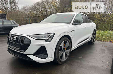 Позашляховик / Кросовер Audi e-tron Sportback 2020 в Береговому