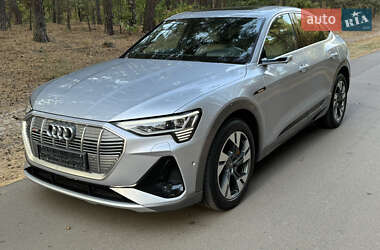 Внедорожник / Кроссовер Audi e-tron Sportback 2021 в 
