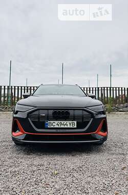 Позашляховик / Кросовер Audi e-tron Sportback 2020 в Львові