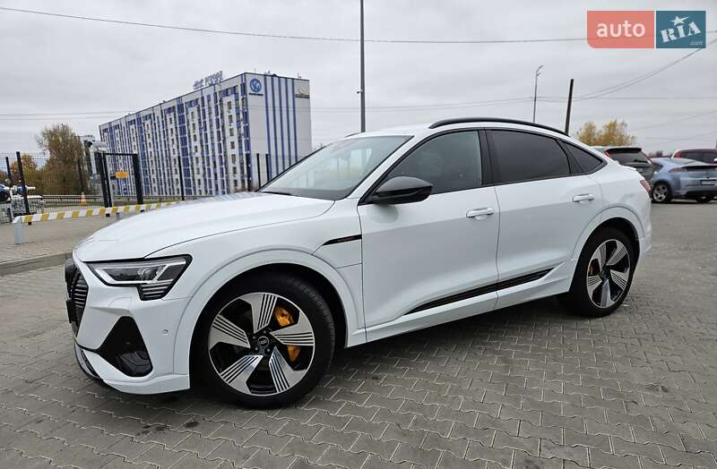 Внедорожник / Кроссовер Audi e-tron Sportback 2022 в Киеве
