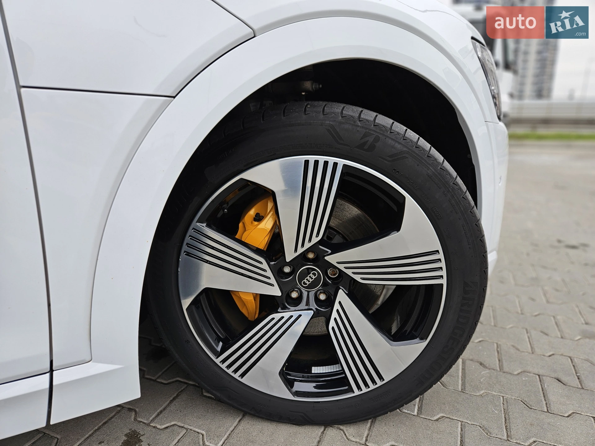 2022 Audi e-tron Sportback - мініатюра 8