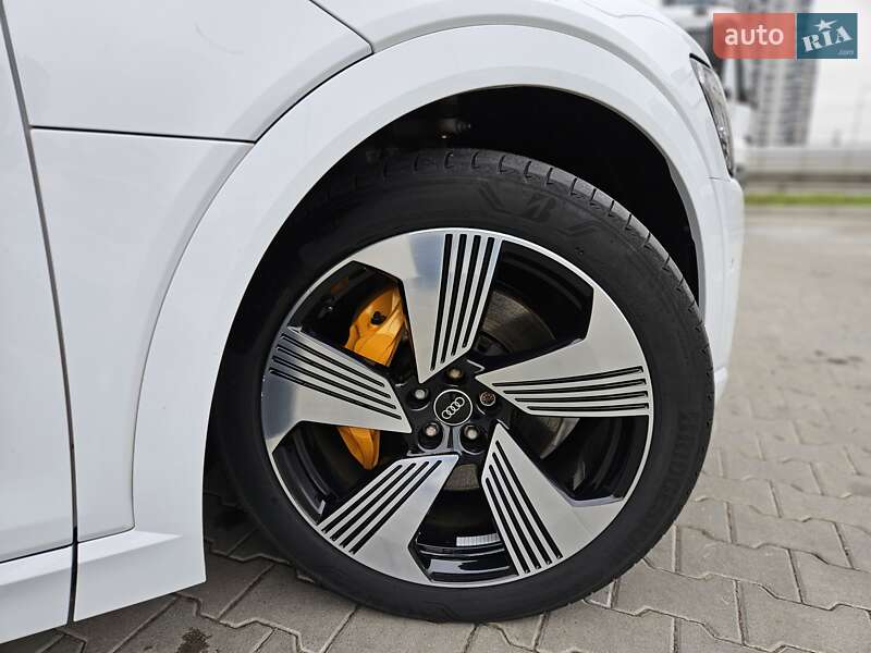 Внедорожник / Кроссовер Audi e-tron Sportback 2022 в Киеве