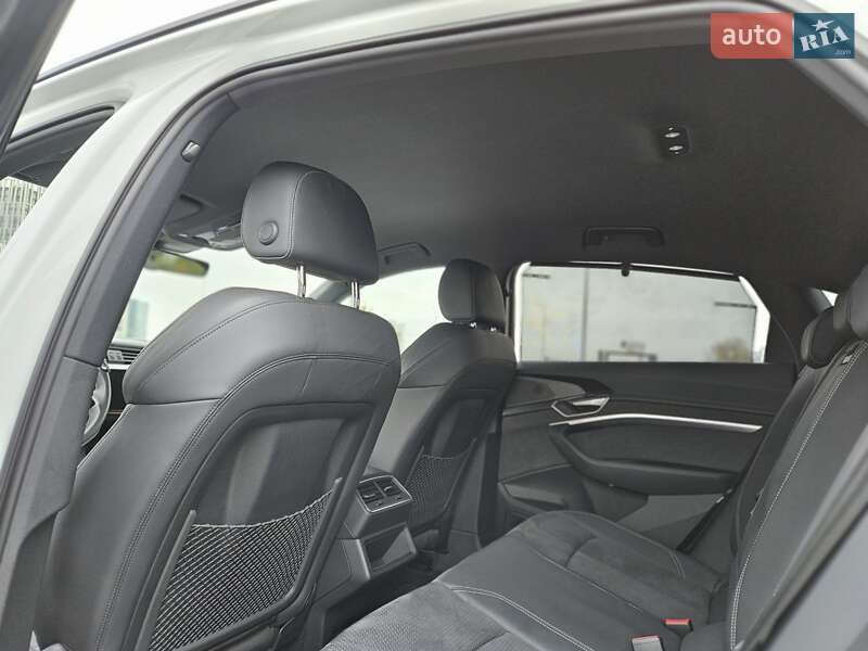 Внедорожник / Кроссовер Audi e-tron Sportback 2022 в Киеве