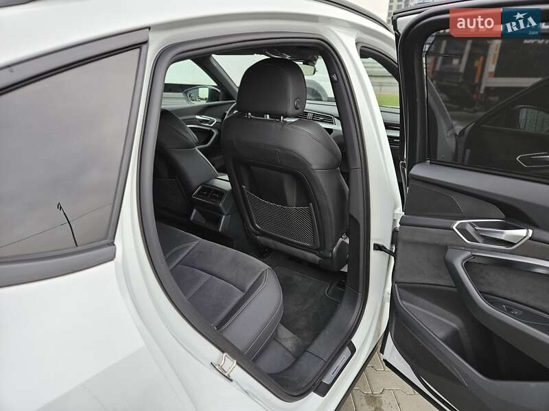 Внедорожник / Кроссовер Audi e-tron Sportback 2022 в Киеве