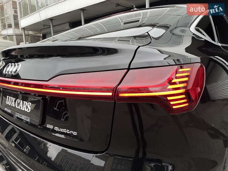 Позашляховик / Кросовер Audi e-tron Sportback 2021 в Києві