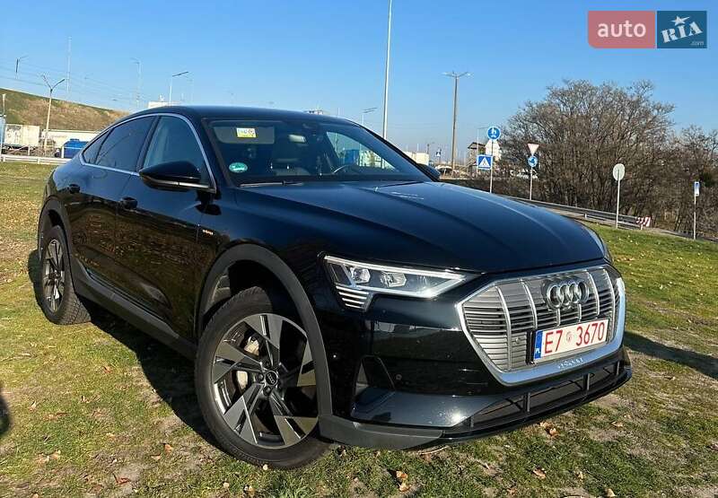 Внедорожник / Кроссовер Audi e-tron Sportback 2022 в Киеве