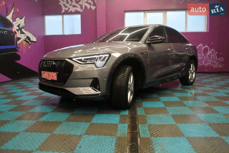 Позашляховик / Кросовер Audi e-tron Sportback 2021 в Києві фото 3 Позашляховик / Кросовер Audi e-tron Sportback 2021 в Києві